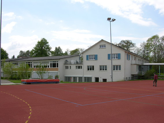 Schulhaus Oberhofen